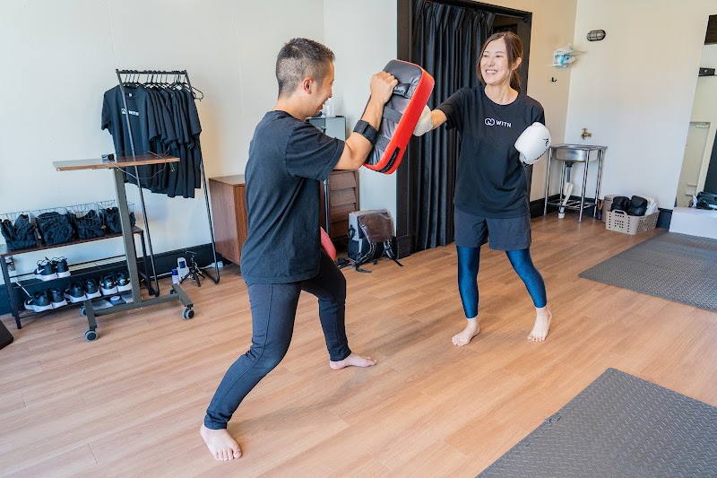 Personal Training Gym With Higashi-Ikoma Ekimae Branch Ikoma City - Day Spa in Ikoma City