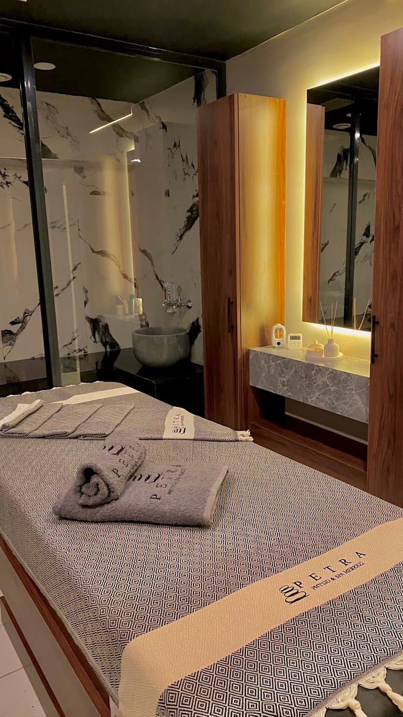 Petra Physio & Spa Merkezİ Ortahisar - Day Spa in Ortahisar