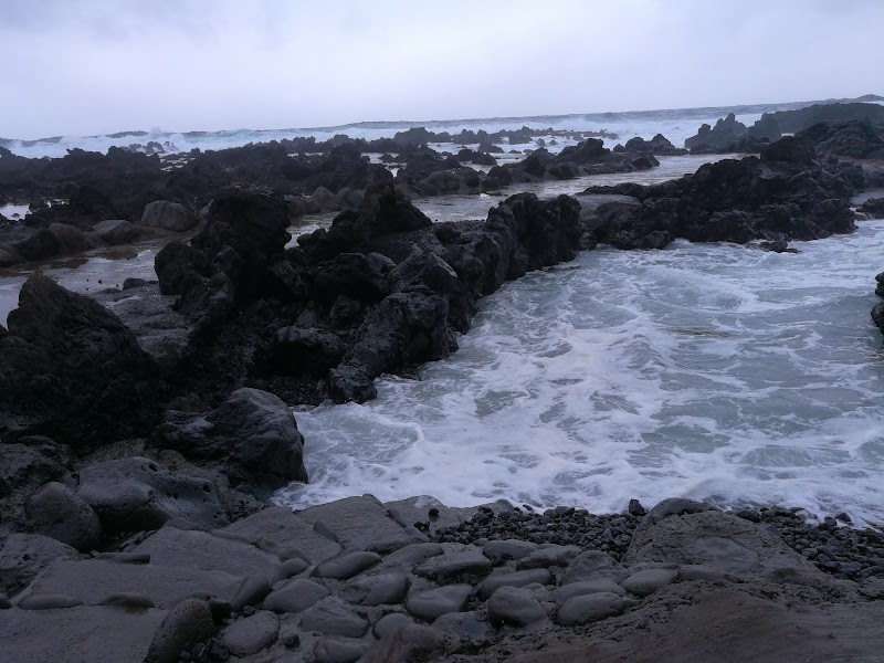 Piscinas Naturais da Fajã Grande Lajes das Flores - Thermal Spa in Lajes das Flores