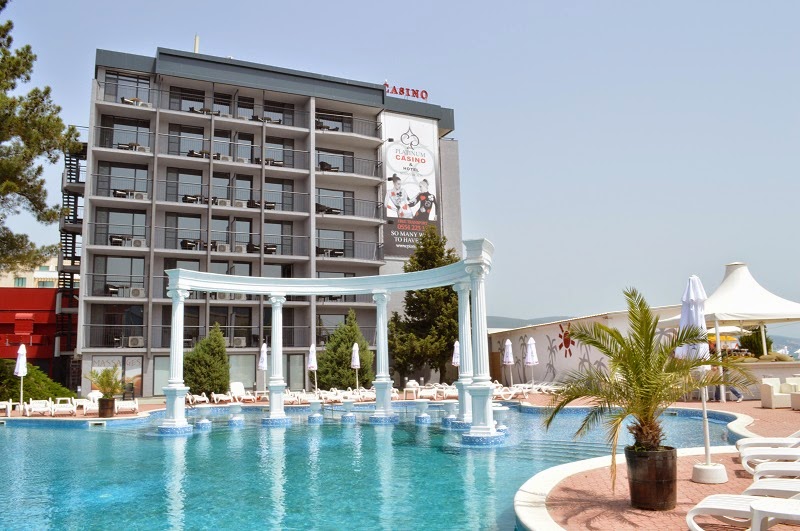 Platinum Beach Massage Flower St - Day Spa in Flower St