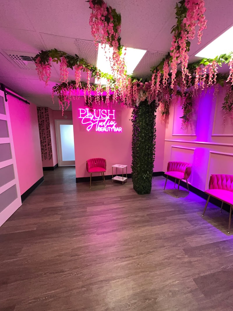 Plush Studios Beauty Bar Long Beach - Day Spa in Long Beach
