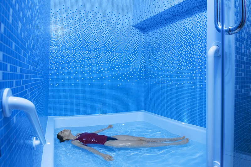 Point zero flotation Abu Dhabi photo