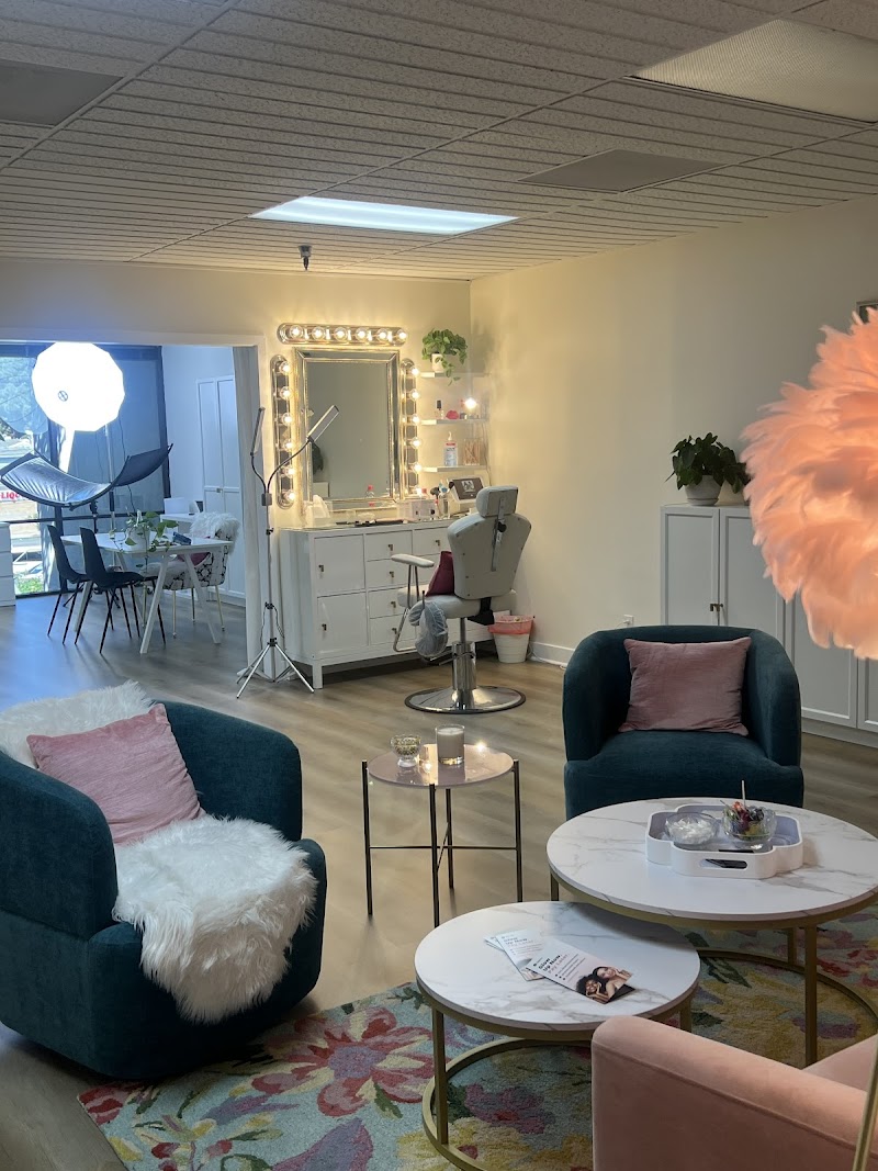 Primp Makeup Lounge Corona Dl Mar - Day Spa in Corona Dl Mar