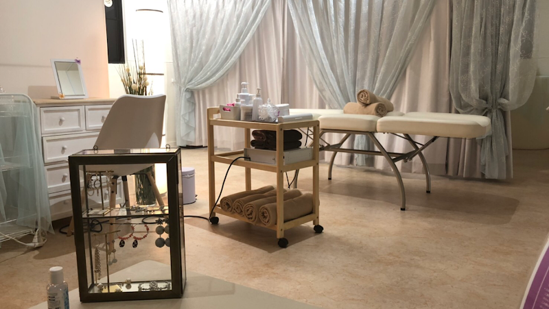 Prink Kobe City Chuo Ward - Day Spa in Kobe City Chuo Ward