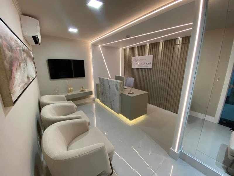 Priscila Brum Clínica Estética Pelotas - Day Spa in Pelotas