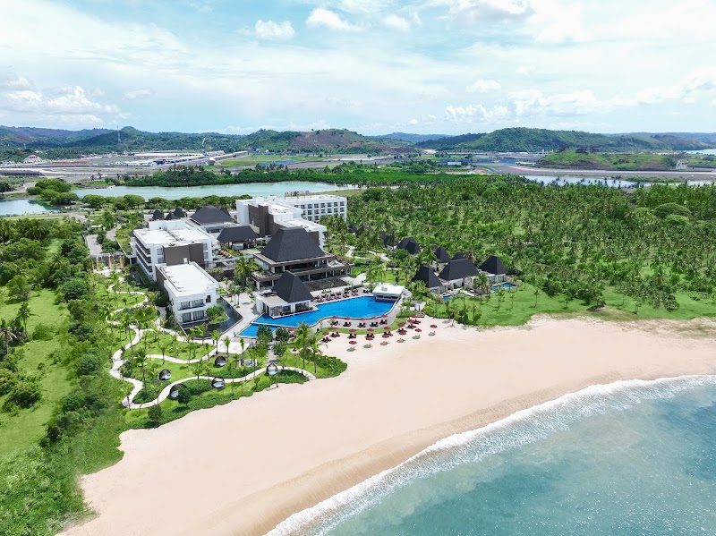 Pullman Lombok Merujani Mandalika Beach Resort - Resort Spa in Lombok