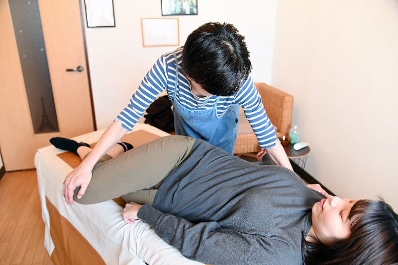 Pur Beaute' Kitakyushu Kokurakita Ward - Day Spa in Kitakyushu Kokurakita Ward