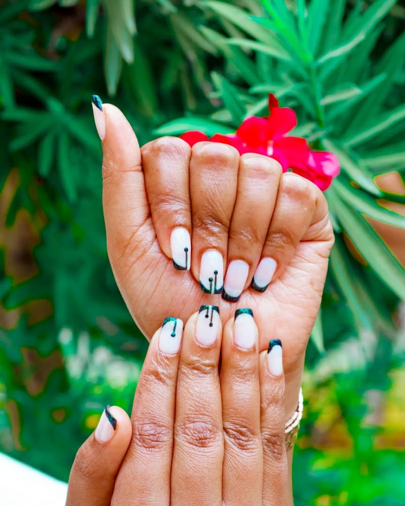 Pure Essence Day Spa,salon and Barber Shop Dar es Salaam - Day Spa in Dar es Salaam