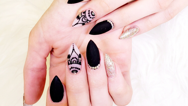 Q-Nails Edmonton photo