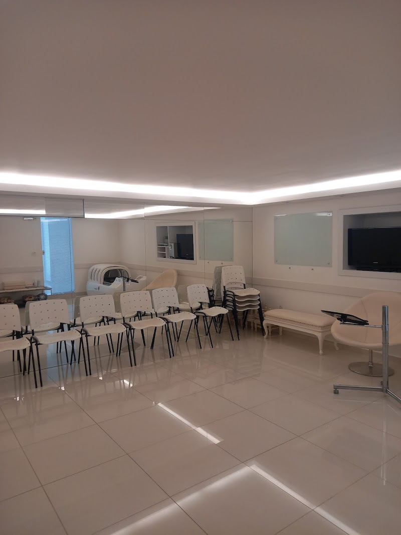 Quero Massagem Londrina - Day Spa in Londrina