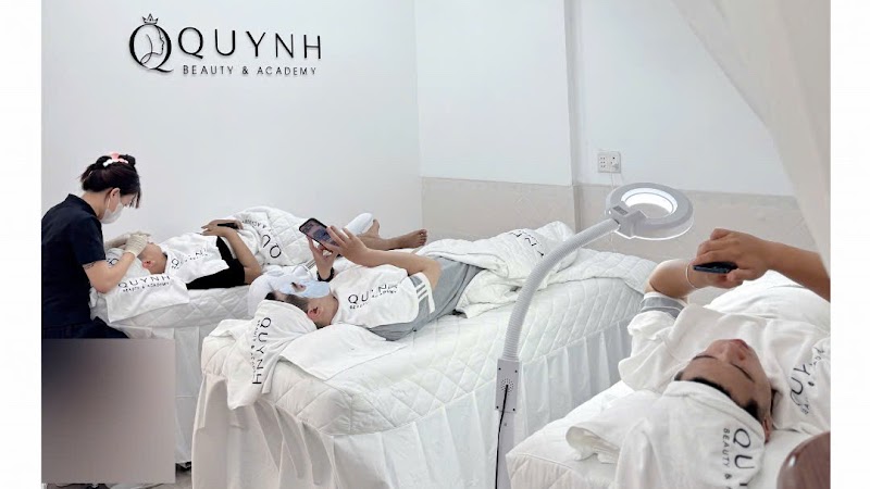 Quynh Beauty & Academy Thị Xã Buôn Hồ - Day Spa in Thị Xã Buôn Hồ