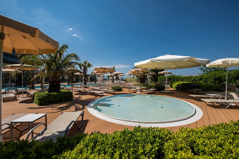 Radisson Blu Resort & Spa, Split - Resort Spa in Split