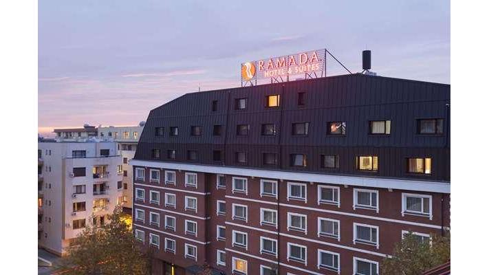Ramada Hotel & Suites by Wyndham Bucharest North - Hotel Spa in Bucharest