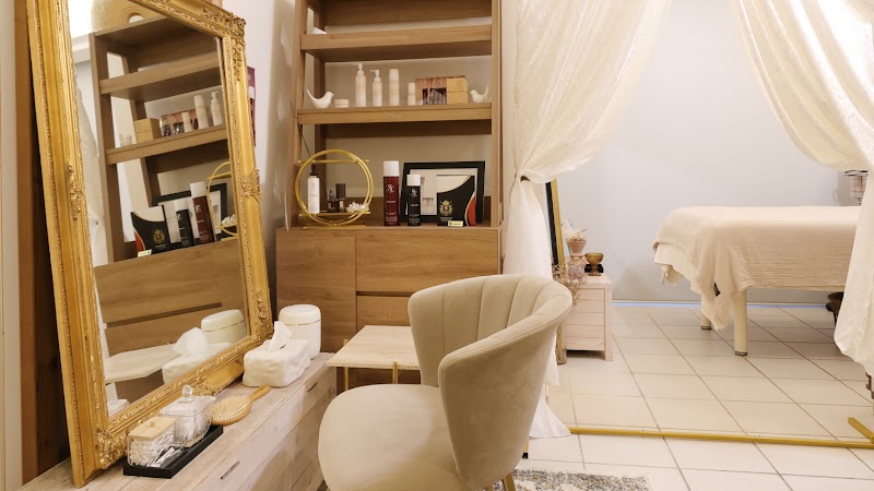 Rebirth Nishi Ward, Osaka - Day Spa in Nishi Ward, Osaka