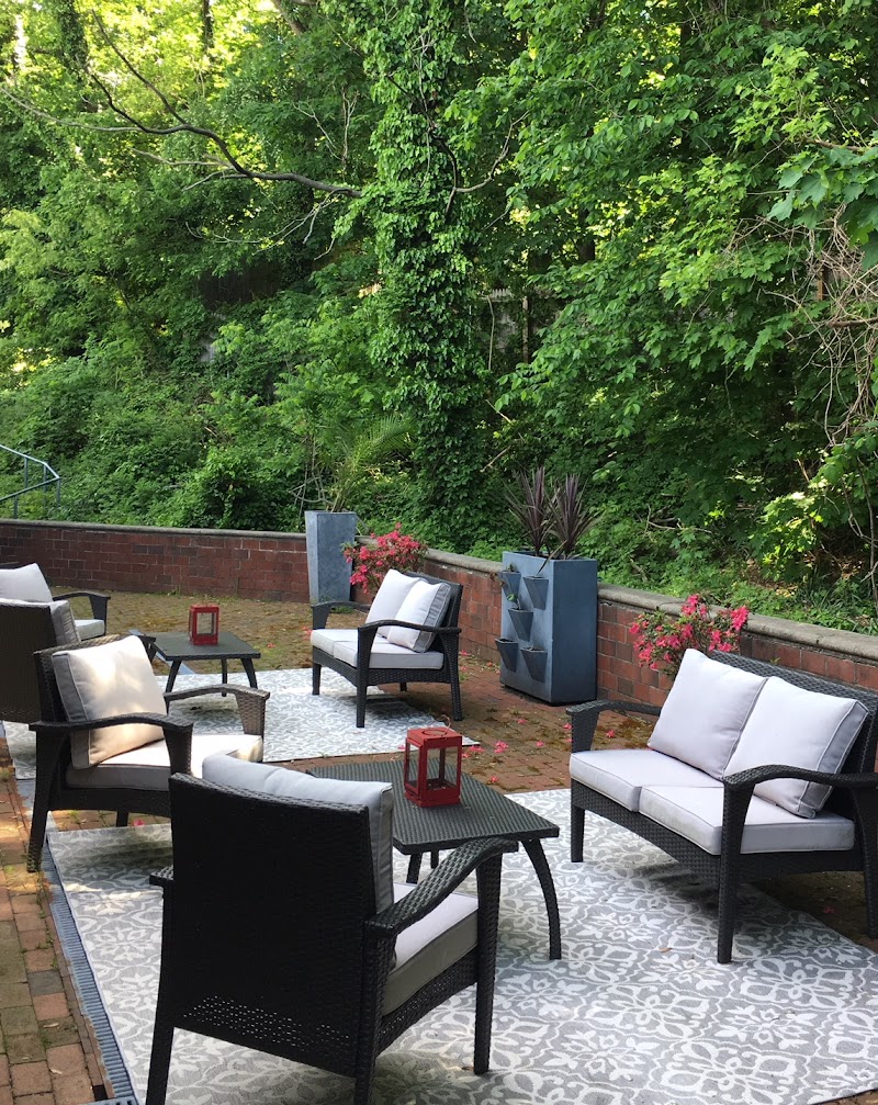 Red Hots Spa Roslyn - Day Spa in Roslyn