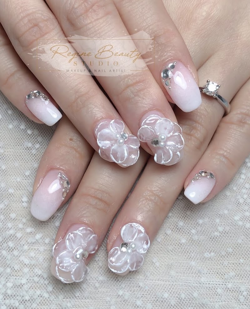 REGINE Ladies Spa & Coffee Shop Dumai - Day Spa in Dumai