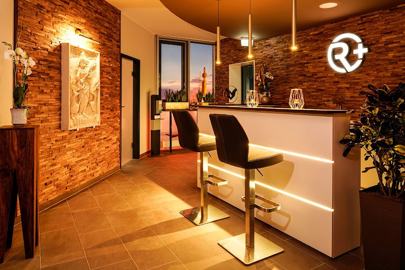 RELAX plus - Massage, Wellness, Kosmetik & Kältekammer Leipzig - Medical Spa in Leipzig