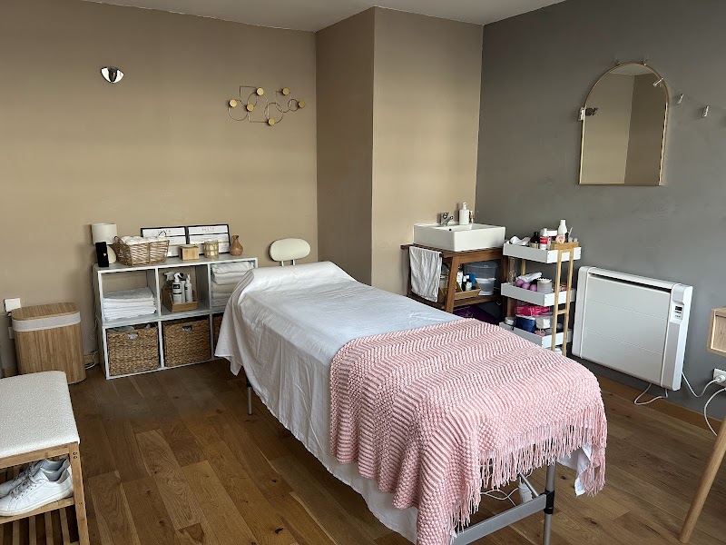 Renata Lima- Massages et bien-être Lescure-d'Albigeois - Day Spa in Lescure-d'Albigeois