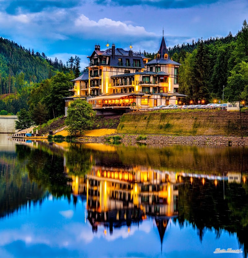 Retro Riverside Wellness Resort Karlovy Vary by Axxos Hotels - Medical Spa in Karlovy Vary