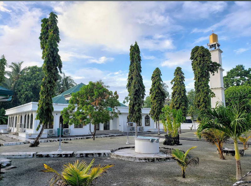 Reveries Diving Village Laamu Atoll - Resort Spa in Laamu Atoll