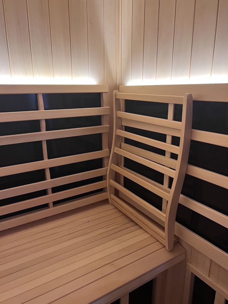 Revive Health Studio Huntington - Wellness Retreat in Huntington