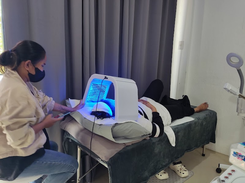RM Facial Beauty Lounge San Carlos City - Day Spa in San Carlos City