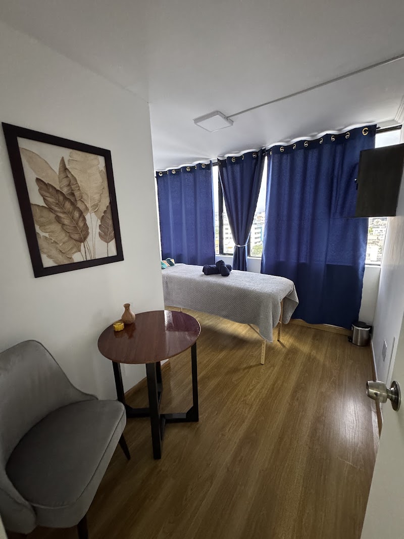 RoMa Masoterapia y Bienestar Quito - Day Spa in Quito