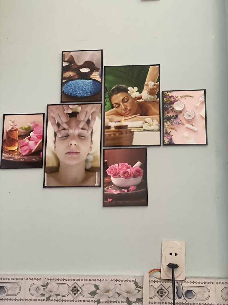 Rose spa Bông Nguyễn Huyện Mộ Đức - Wellness Retreat in Huyện Mộ Đức