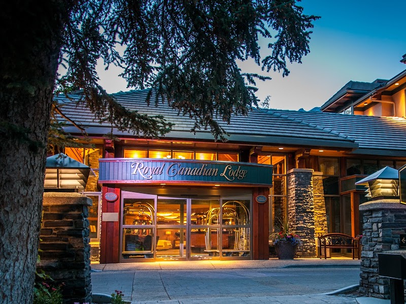 Royal Canadian Lodge Banff - Resort Spa in Banff
