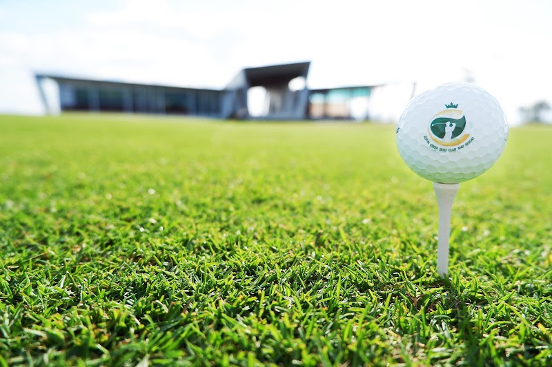 Royal Creek Golf Club and Resort Amphoe Phen - Resort Spa in Amphoe Phen