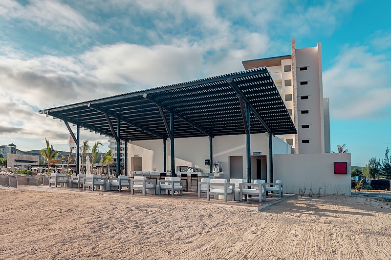 Royalton Blue Waters, An Autograph Collection All-Inclusive Resort Montego Bay - Resort Spa in Montego Bay