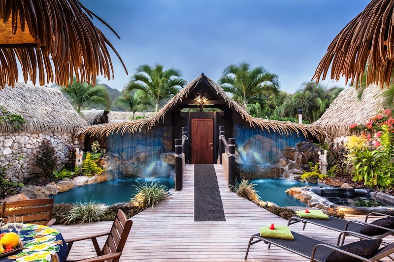 Rumours Waterfall Spa Takitumu