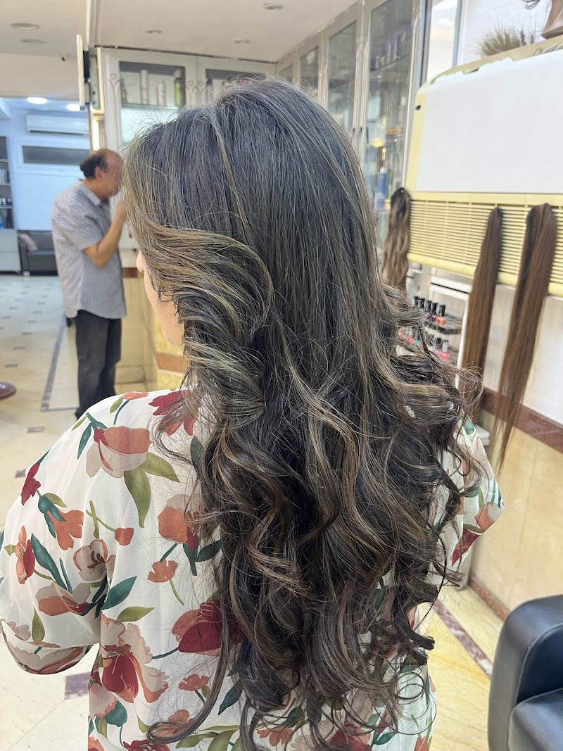 Salah Beauty Center / Salah Al-Faransi Cairo