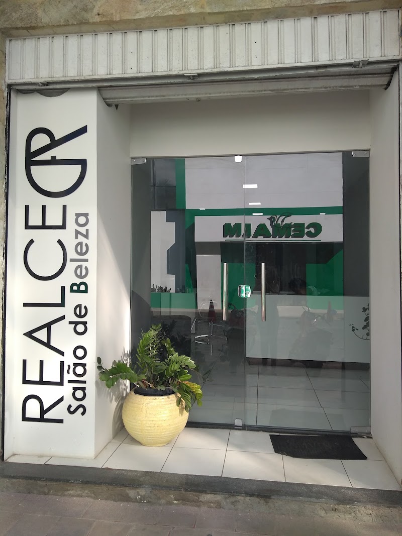 Salão Realce Iguaí - Day Spa in Iguaí