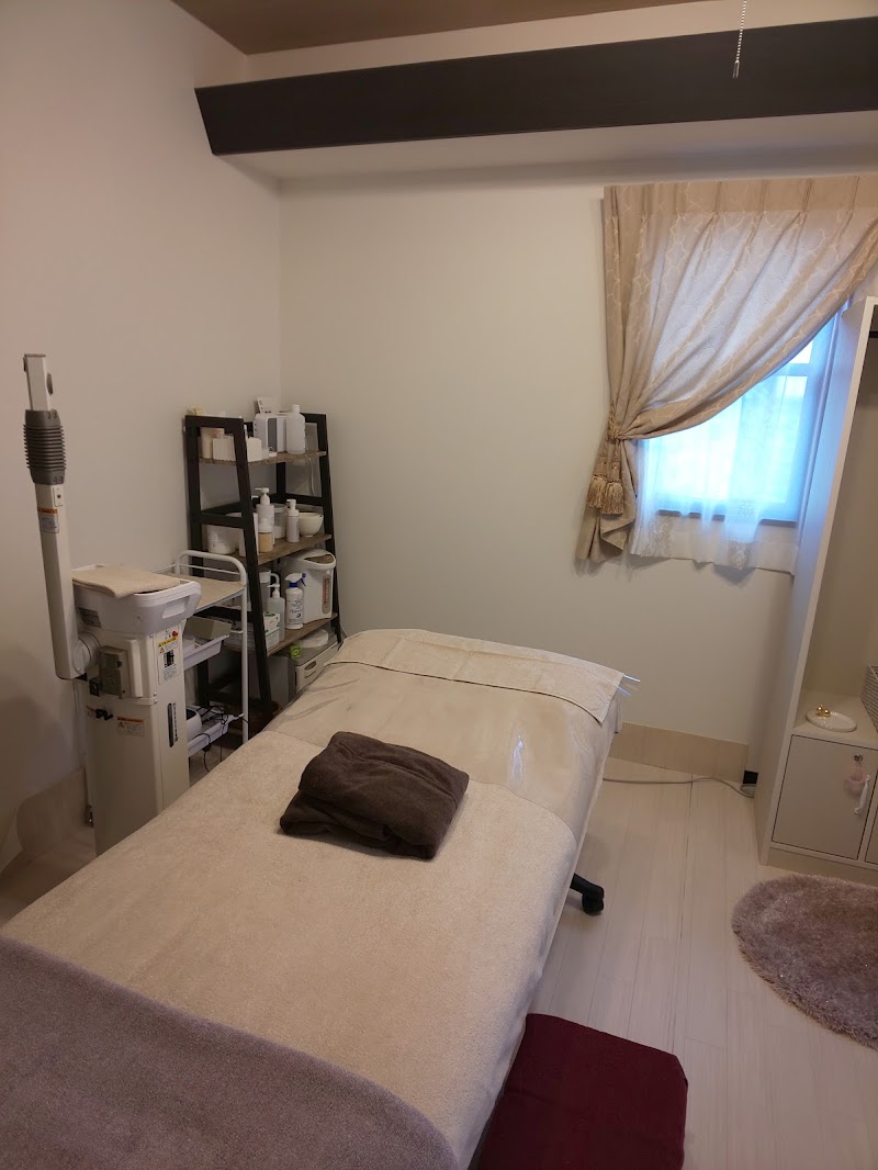 Naka Ward, Nagoya salon de coeur dor - Day Spa in Naka Ward, Nagoya