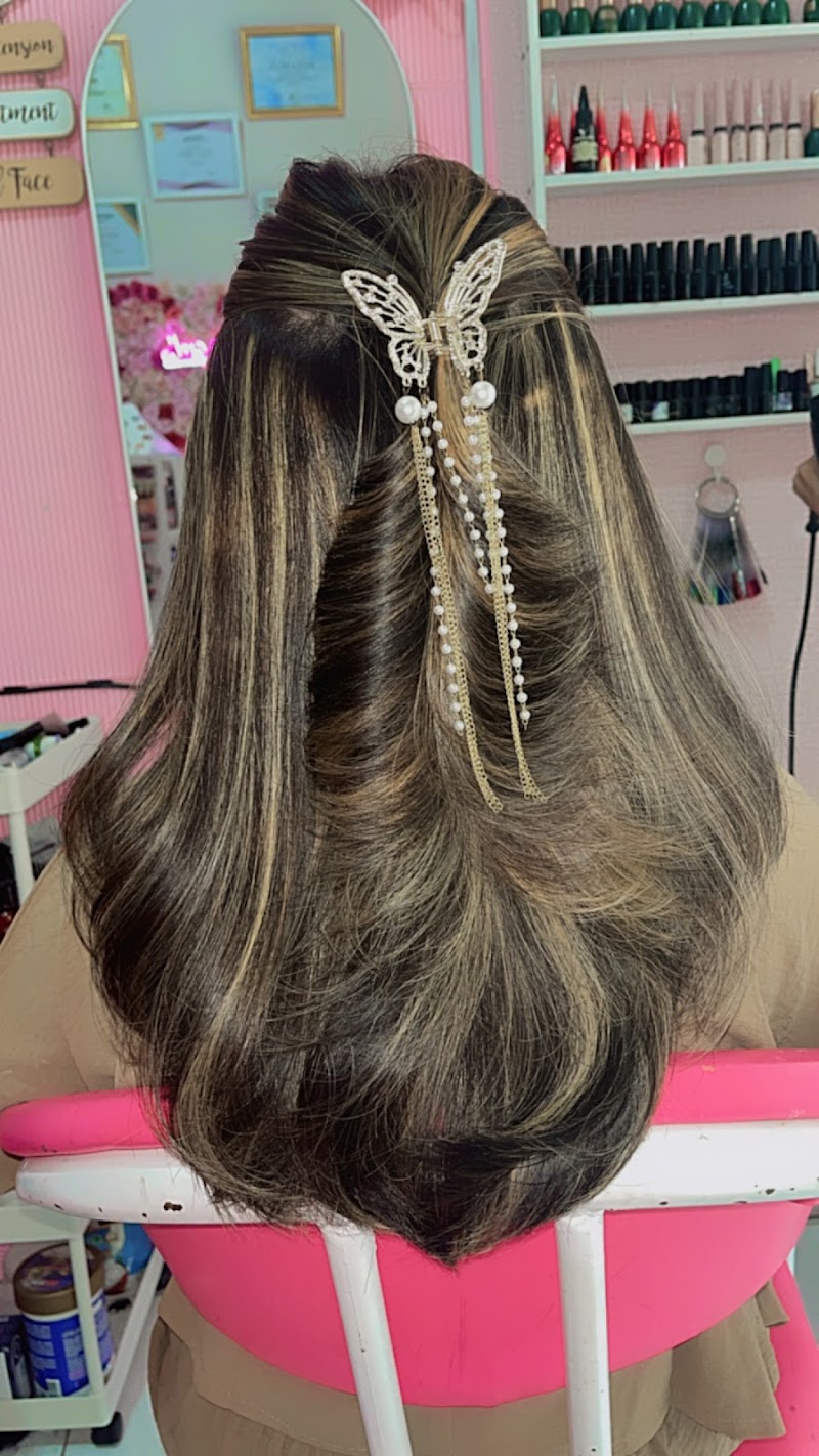 Salon J&W Rose Tangerang Kabupaten - Day Spa in Tangerang Kabupaten