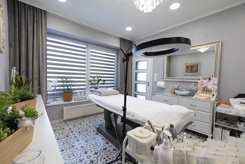 SALÓN MaKra Hébe Česká Třebová - Day Spa in Česká Třebová