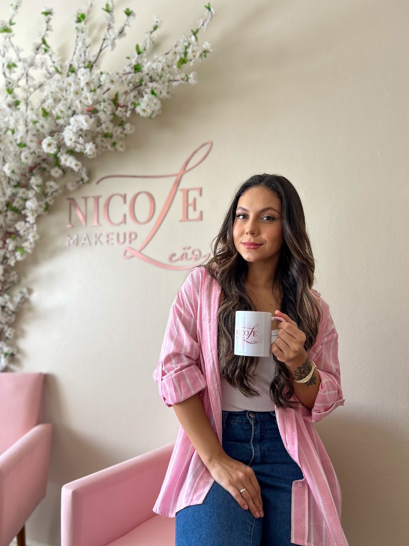 Samantha Machado / Maquiadora, Design De Sobrancelhas, Nano/Microblanding Sant'Ana do Livramento - Day Spa in Sant'Ana do Livramento