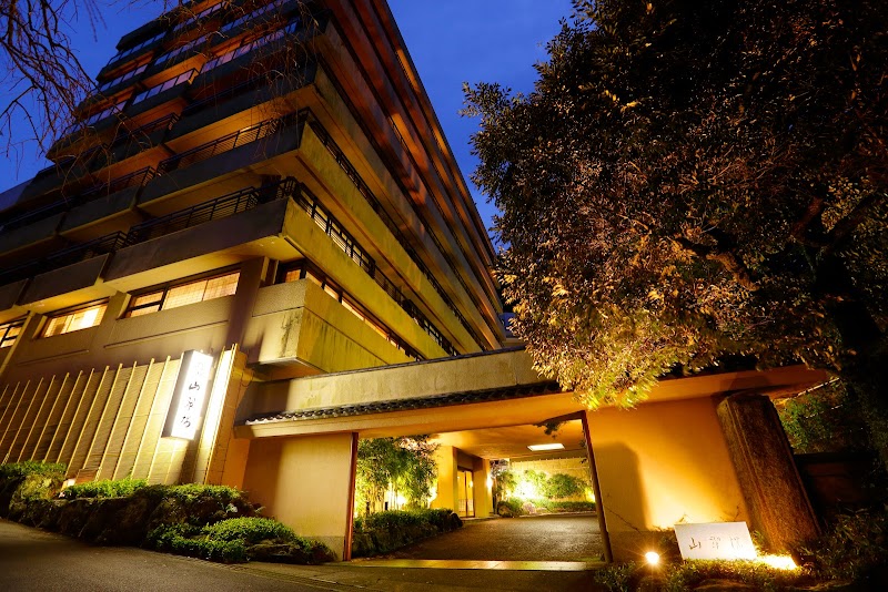 Sansuirou Atami - Hotel Spa in Atami