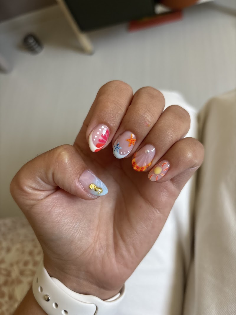 Sarah Nails Boussu - Day Spa in Boussu