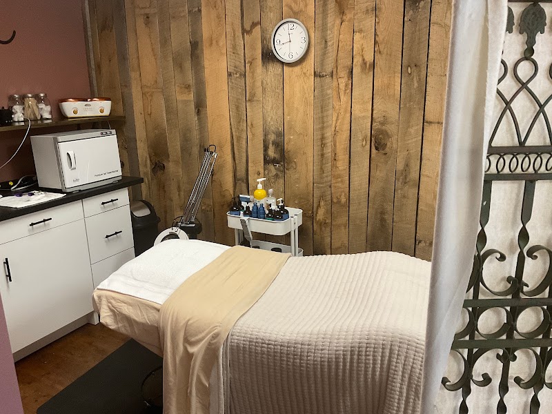 Savi Skin Studio Pequot Lakes - Day Spa in Pequot Lakes