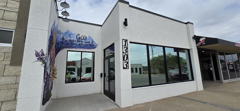 SecondWind IV Hays - Wellness Retreat in Hays