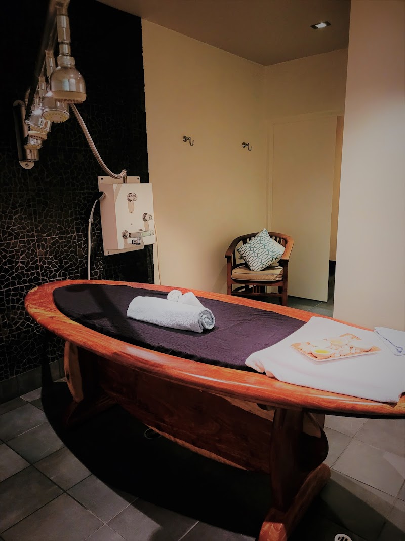 Serenity Spa And Bar Retreat The Palms - Wellness Retreat in The Palms