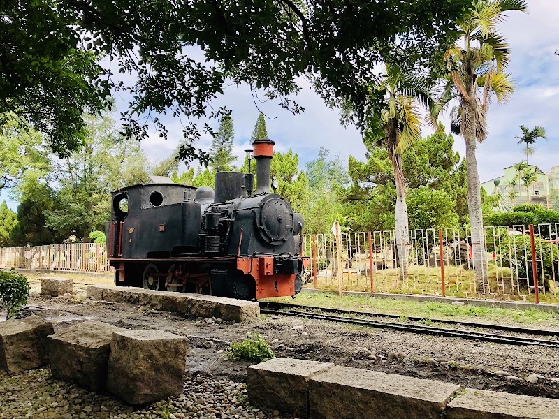 Shiweite Huwei Linsen Store Huwei Township - Day Spa in Huwei Township