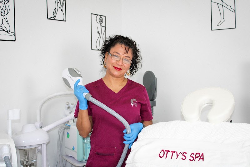 Siluete Contour Spa Laredo - Day Spa in Laredo