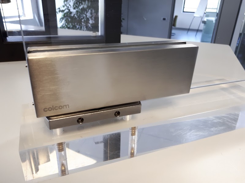 Simonswerk Italia Accessori per il vetro Nave - Day Spa in Nave