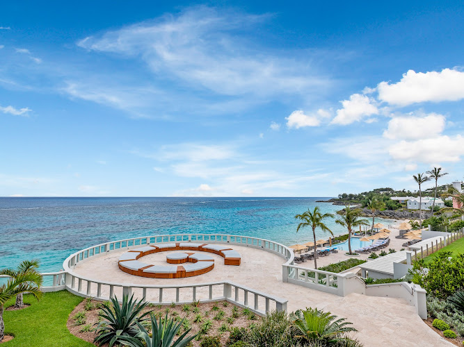 Sisley Spa at The Loren Tucker's Town