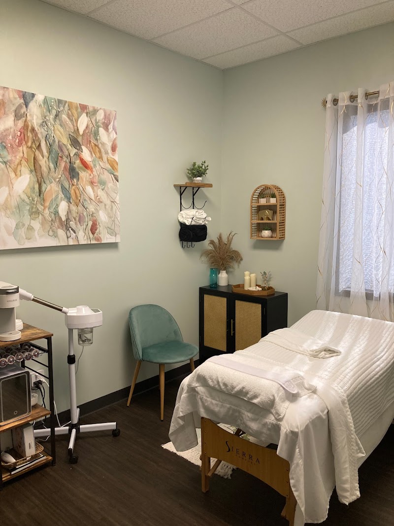 Skin Glow Greenwood - Day Spa in Greenwood