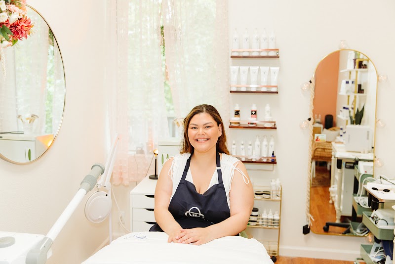 Skin Kneads by Kenzie - Facials & Massage University Place - Day Spa in University Place