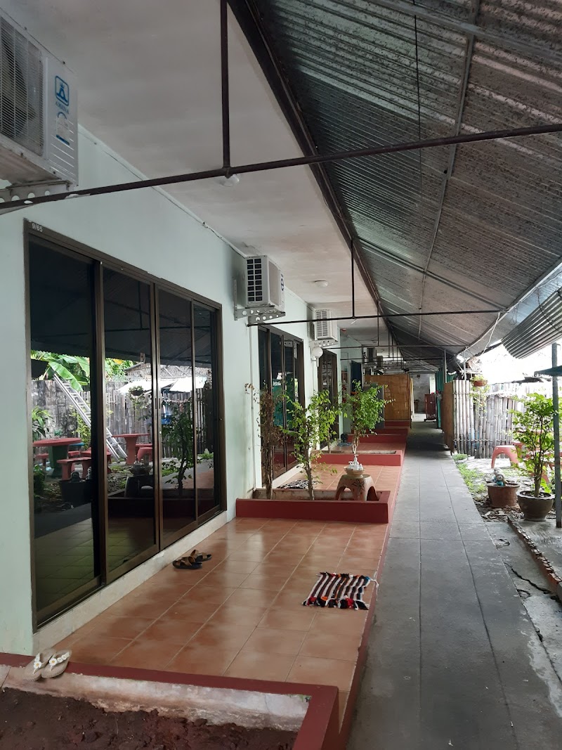 Sky Thai Spa Black C photo